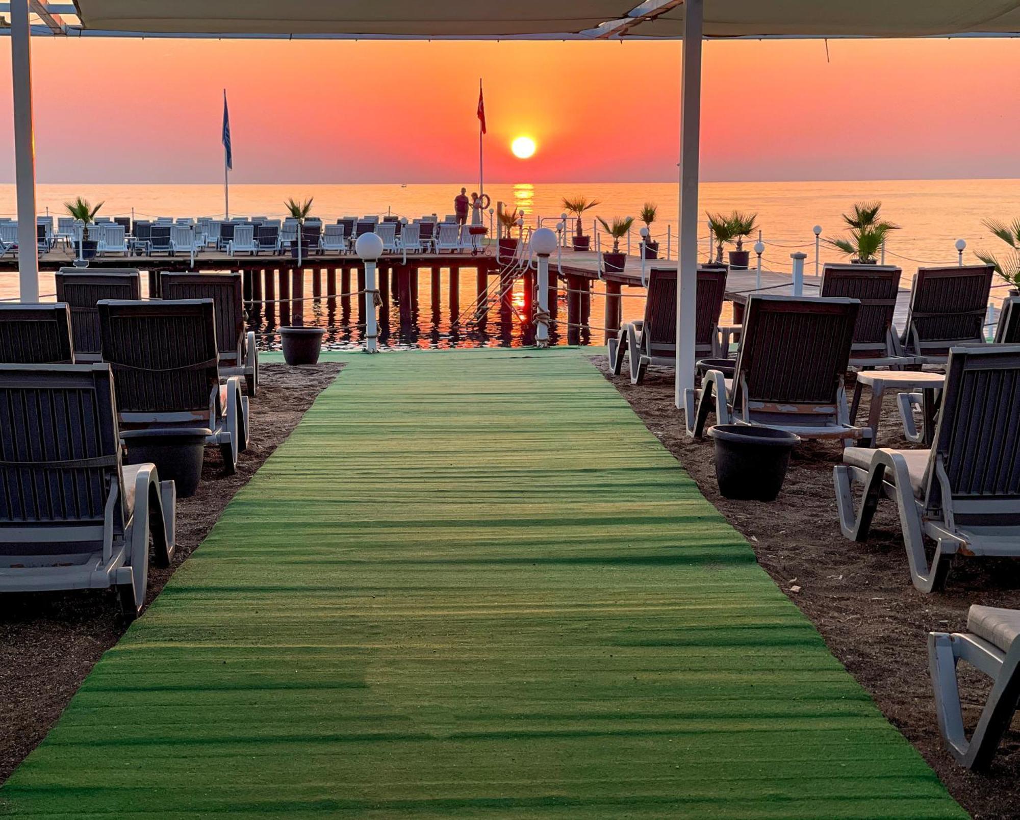 Catamaran Quality Times Hotel Kemer Luaran gambar